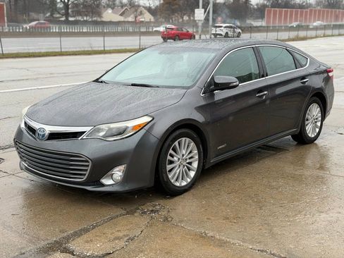 Used 2015 Toyota Avalon Limited w/ Technology Package image 1