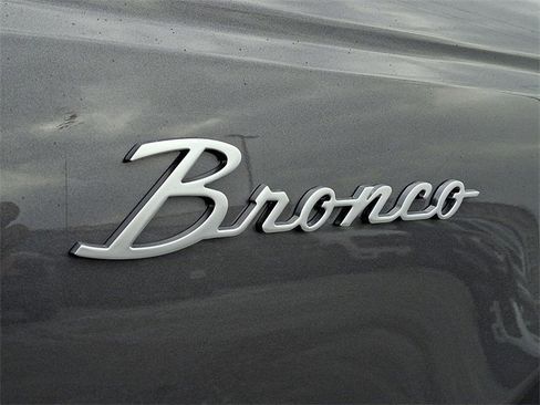 Used 2023 Ford Bronco Big Bend image 28