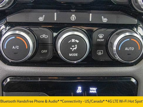 Used 2024 RAM 1500 Big Horn AWD/4WD image 31