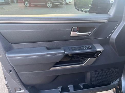 Used 2022 Toyota Tundra Limited image 13