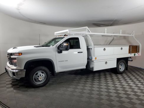 New 2026 Chevrolet Silverado 3500 W/T w/ WT Convenience Package RWD image 8