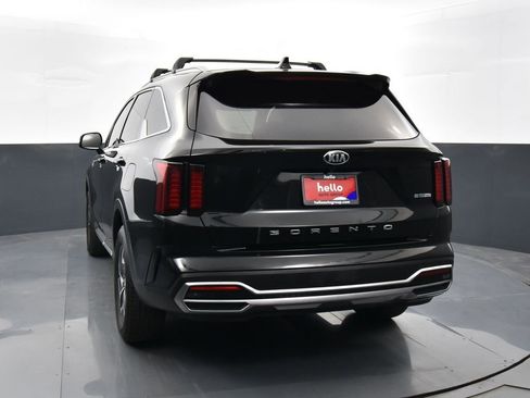Used 2021 Kia Sorento S image 31