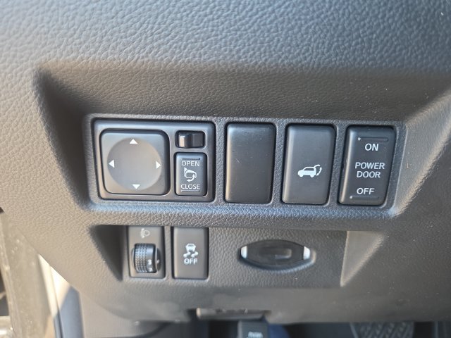 Used 2012 INFINITI FX35 2WD w/ Premium Pkg image 18