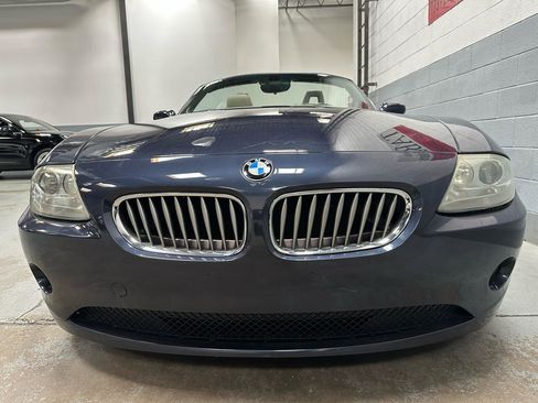 Used 2005 BMW Z4 3.0i RWD image 7