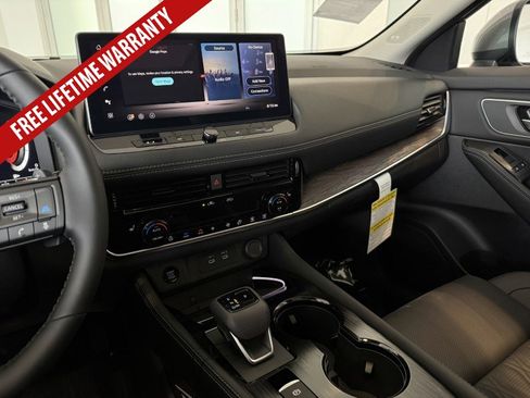 New 2026 Nissan Rogue Platinum AWD/4WD image 38