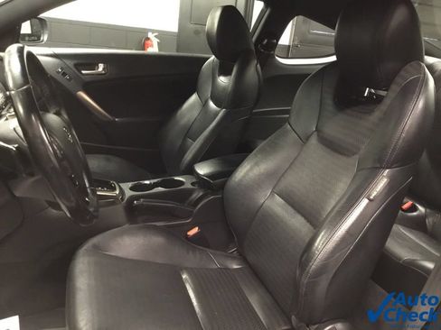 Used 2015 Hyundai Genesis 3.8 RWD image 25