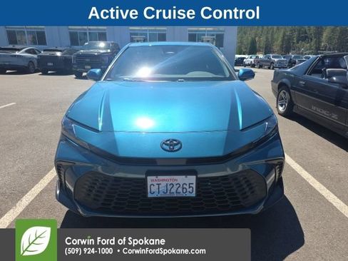 Used 2025 Toyota Camry SE w/ Multimedia Upgrade Package AWD/4WD image 8