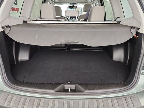 Used 2017 Subaru Forester 2.5i Premium w/ All-Weather Package image 34