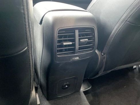 Used 2023 Ford Escape Platinum image 18