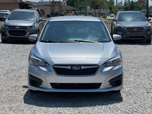 Used 2019 Subaru Impreza 2.0i Premium w/ Popular Package #1 AWD/4WD image 2