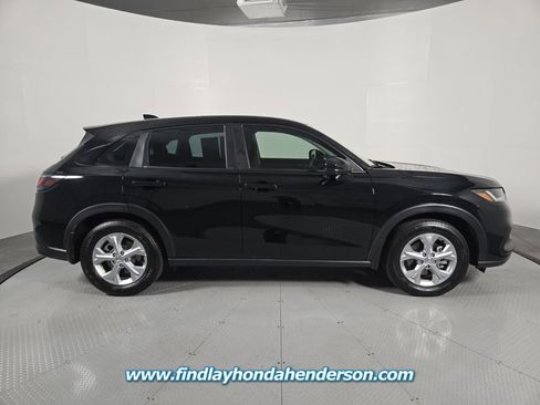 Certified 2023 Honda HR-V LX image 7