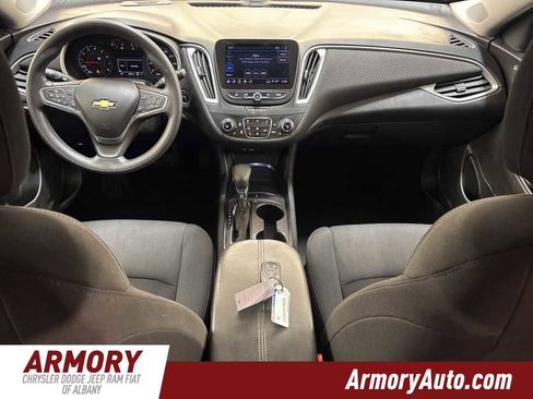 Used 2023 Chevrolet Malibu LT image 31