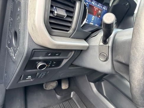 Used 2024 Ford Expedition XLT AWD/4WD image 24
