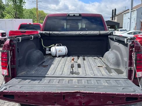 Used 2016 RAM 2500 Laramie AWD/4WD image 11