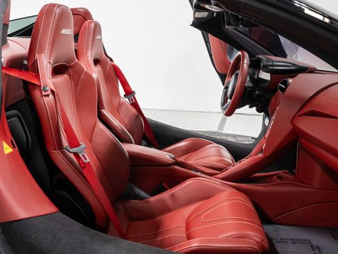 Used 2024 McLaren 750S Spider image 74