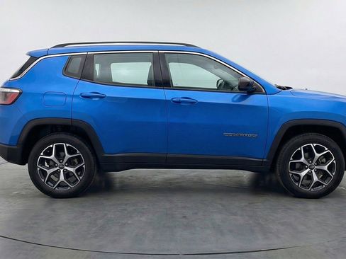 Used 2025 Jeep Compass Limited AWD/4WD image 11