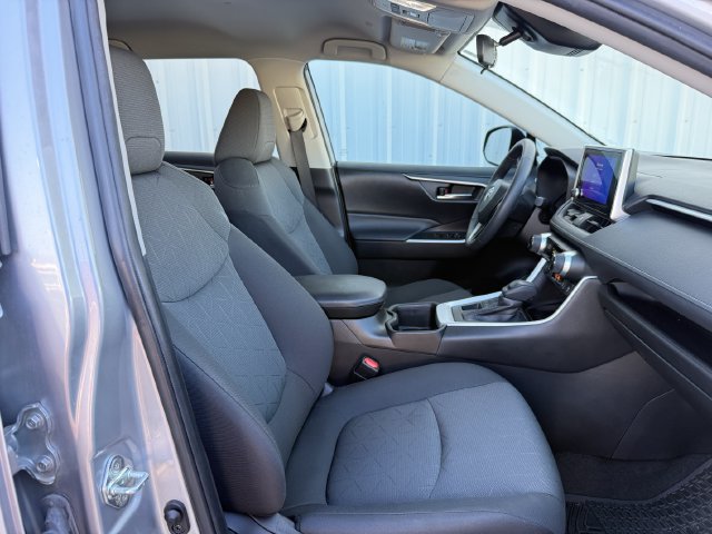 Used 2023 Toyota RAV4 XLE w/ XLE Grade Weather Package AWD/4WD image 29