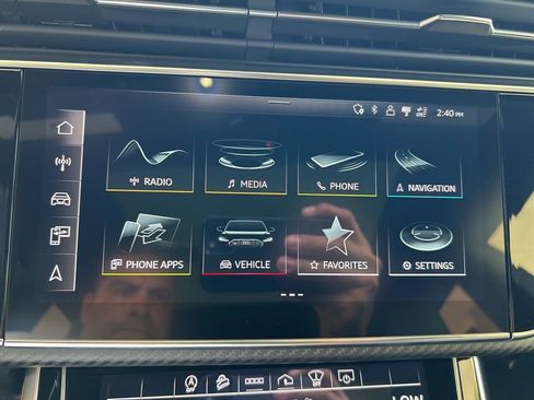 Used 2022 Audi RS Q8 AWD/4WD image 39