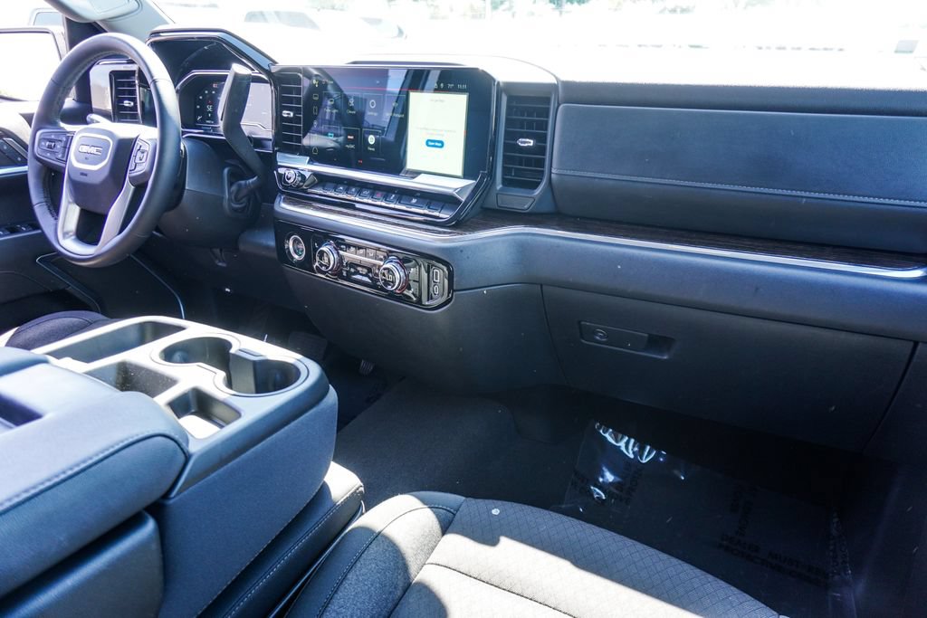 Used 2024 GMC Sierra 1500 Elevation AWD/4WD image 9
