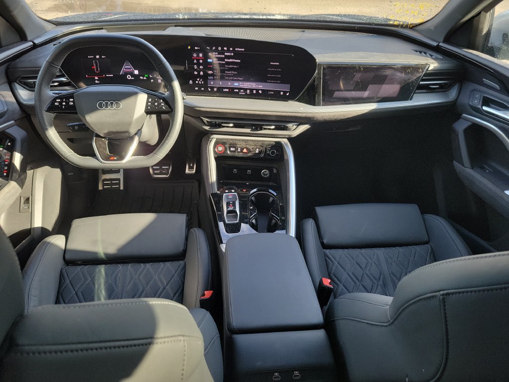 Certified 2025 Audi SQ5 Prestige w/ Prestige Package AWD/4WD image 9