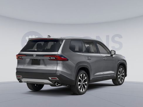 New 2026 Toyota Grand Highlander Limited AWD/4WD image 2