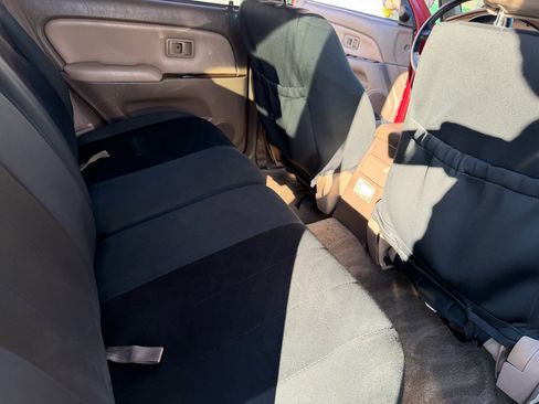 Used 2000 Toyota 4Runner SR5 image 16