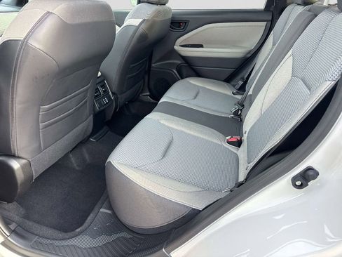 Used 2025 Subaru Forester Premium image 11