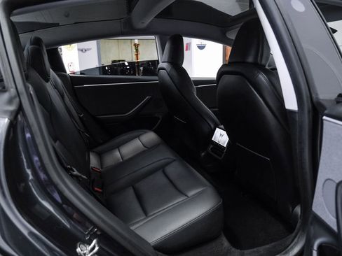 Used 2024 Tesla Model 3 Standard Range RWD image 36