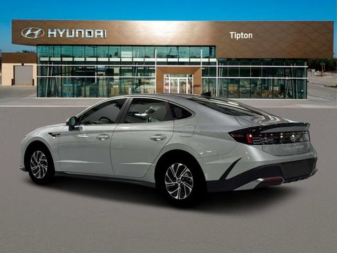 New 2026 Hyundai Sonata Blue FWD image 4