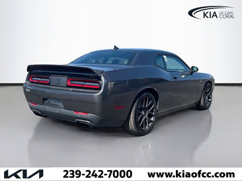 Used 2015 Dodge Challenger R/T Scat Pack w/ Leather Interior Group image 5