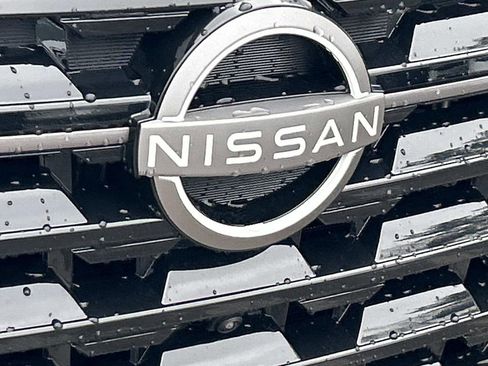 New 2026 Nissan Pathfinder Platinum AWD/4WD image 11
