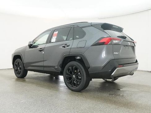 New 2025 Toyota RAV4 SE image 21