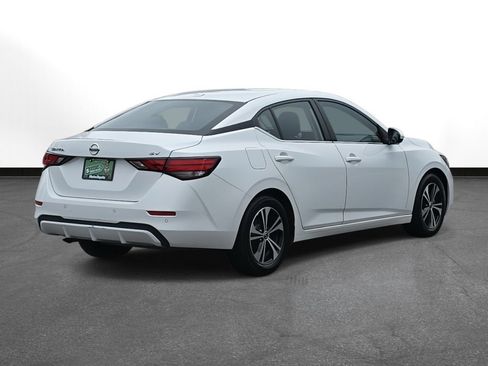 Used 2022 Nissan Sentra SV image 5