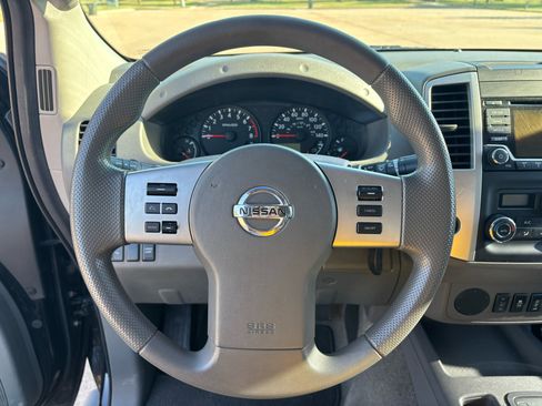 Used 2015 Nissan Frontier SV w/ SV Value Truck Package image 15