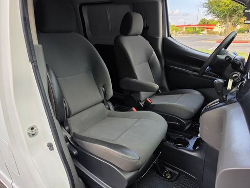 Used 2017 Nissan NV200 SV w/ Back Door Glass Package FWD image 20