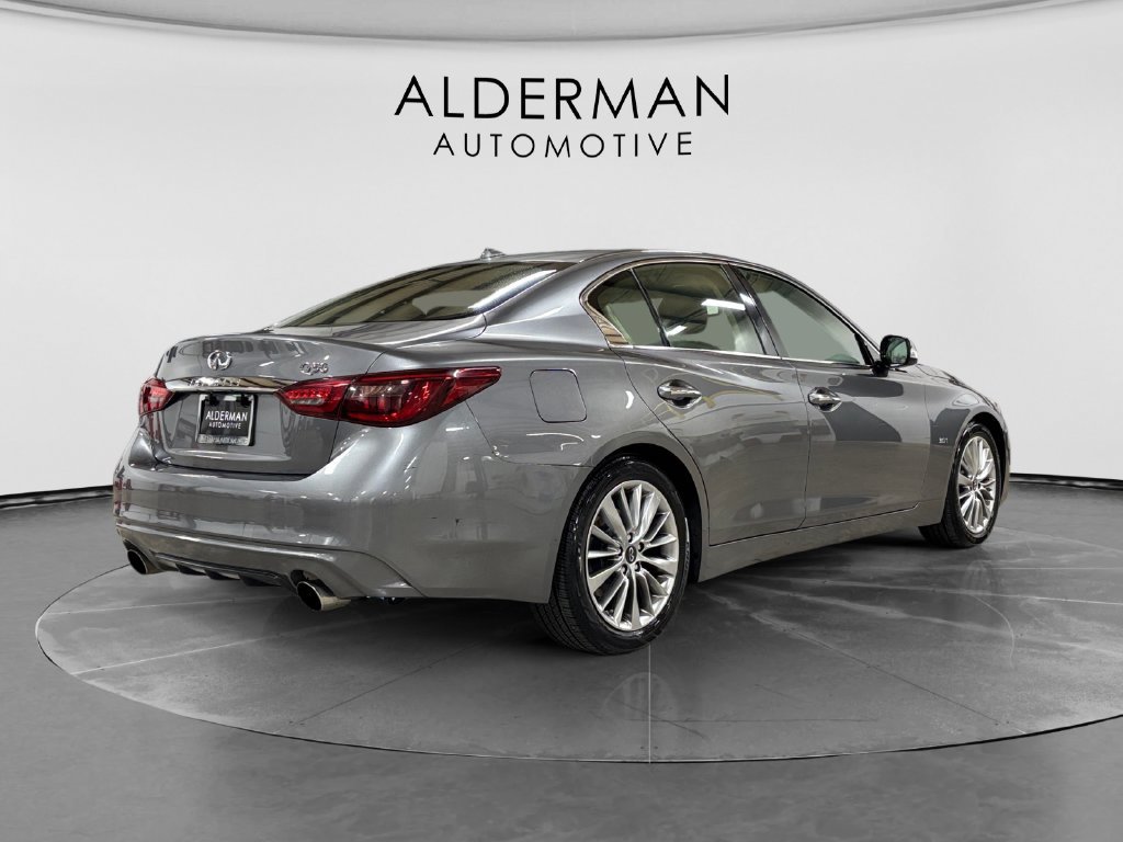 Used 2018 INFINITI Q50 Luxe RWD image 5