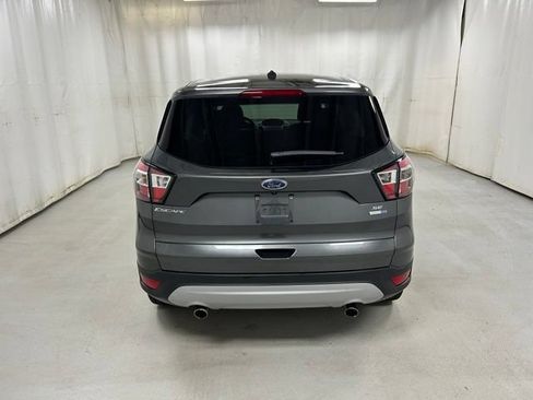 Used 2017 Ford Escape SE AWD/4WD image 6