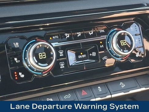 Used 2026 GMC Sierra 2500 AT4 w/ AT4 Premium Plus Package image 21