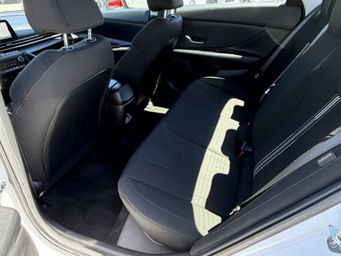 Used 2024 Hyundai Elantra SEL FWD image 22