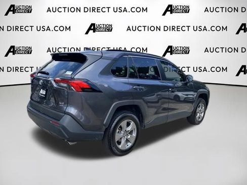 Used 2024 Toyota RAV4 XLE AWD/4WD image 24