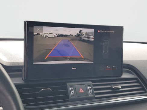 Used 2023 Audi Q5 2.0T Premium w/ Convenience Package image 29