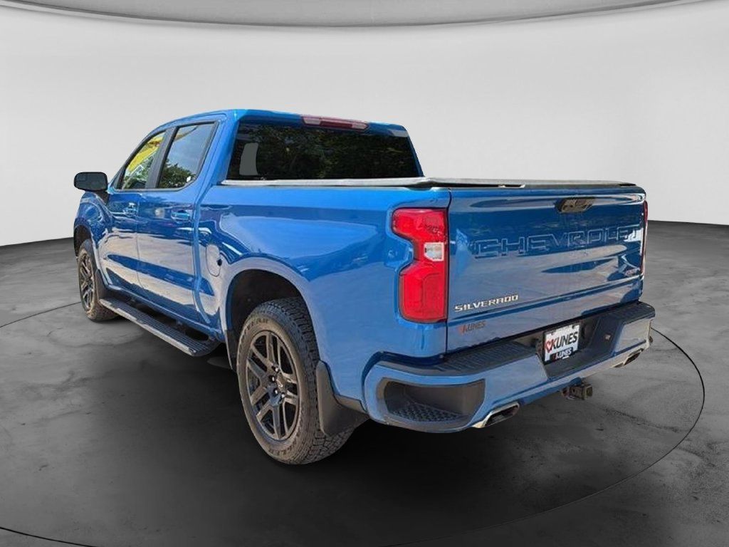 Used 2024 Chevrolet Silverado 1500 RST AWD/4WD image 7