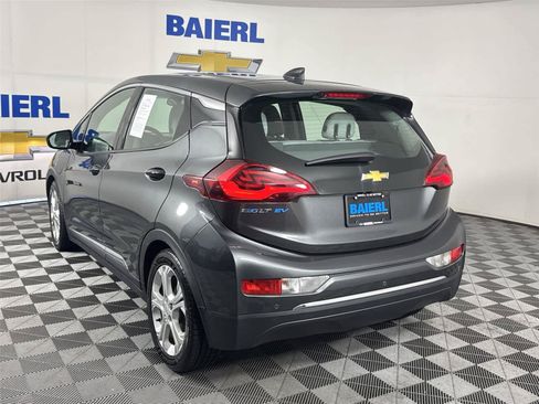Used 2017 Chevrolet Bolt LT FWD image 3