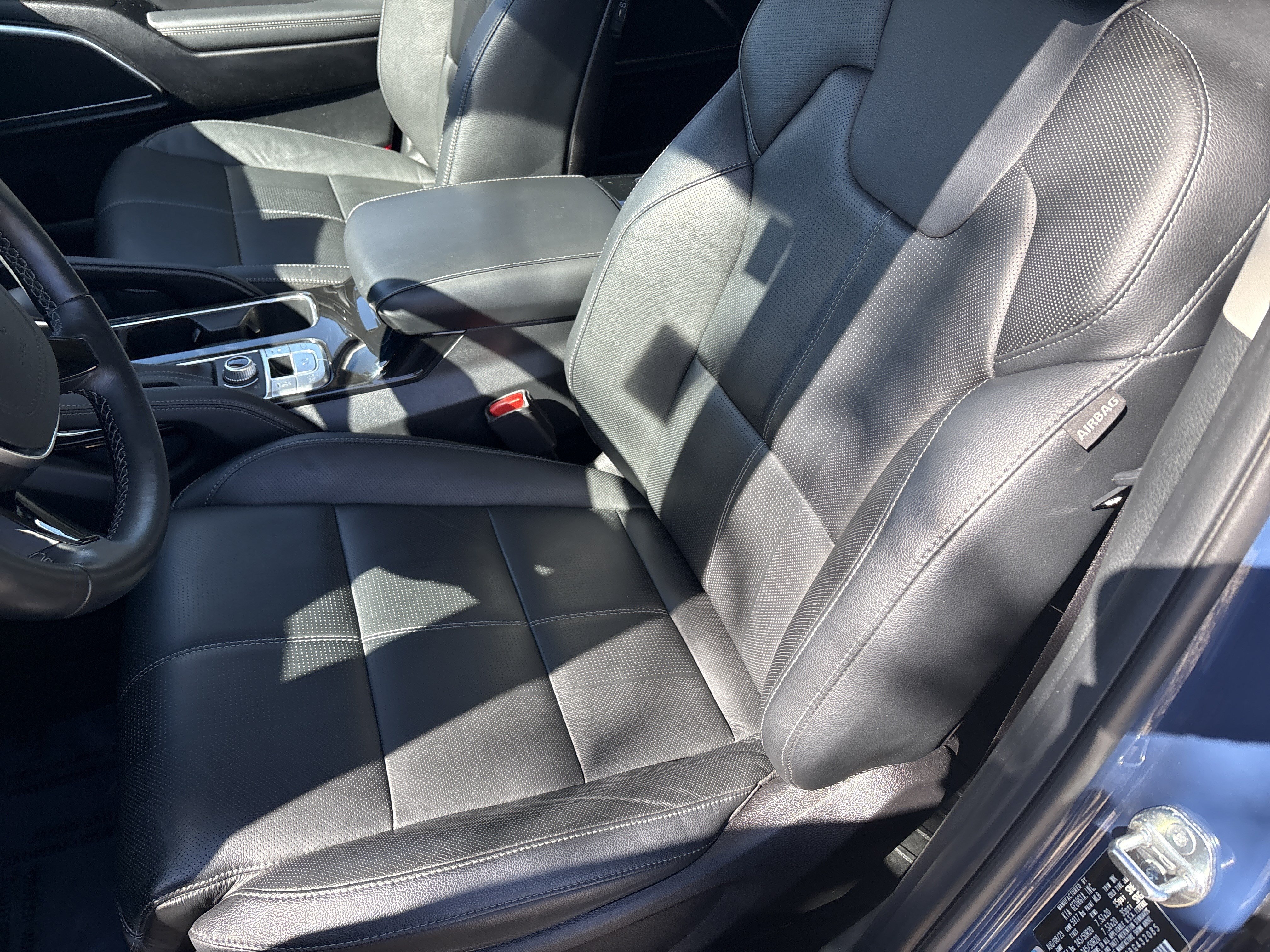 Used 2024 Kia Telluride SX AWD/4WD image 14