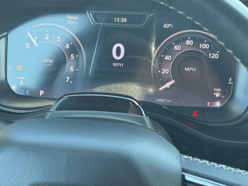 Used 2025 RAM 1500 Limited image 37