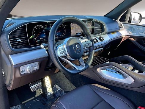 Used 2022 Mercedes-Benz GLS 450 4MATIC w/ AMG Line Exterior image 15