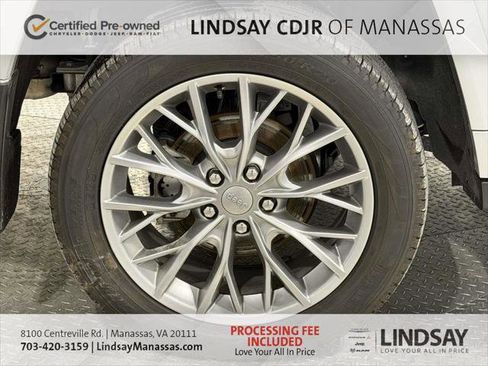 Certified 2024 Jeep Grand Cherokee Summit w/ Luxury Tech Group V image 8