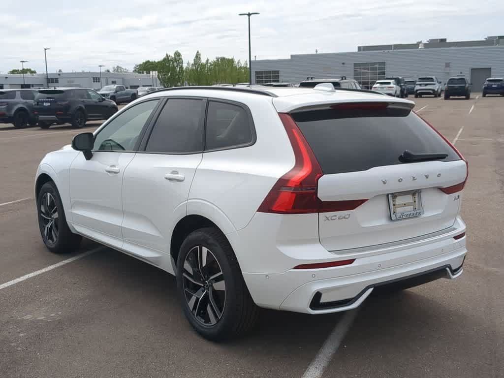 Used 2026 Volvo XC60 B5 Plus w/ Protection Package Premier AWD/4WD image 4