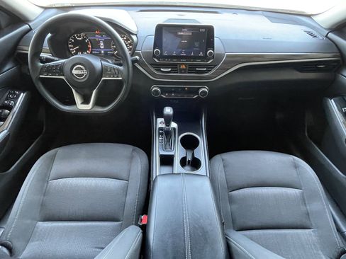 Used 2023 Nissan Altima 2.5 SV FWD image 21