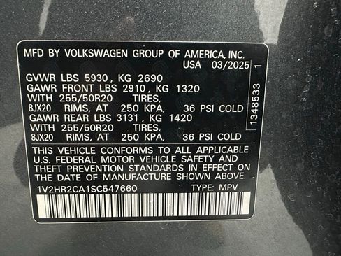 Used 2025 Volkswagen Atlas SE image 11